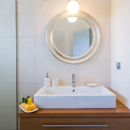 别墅 Serenis Porovitsa